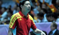 开云平台-沃尔夫斯堡主教练遭遇批评，下课传闻不断的简单介绍