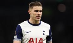 开云体育平台APP-热刺后卫因伤休战，球队防守出现问题