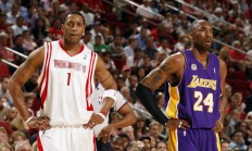 开云体育官网-你提到的组合非常独特—这让我们有机会创作一篇充满想象力、打破常规的足球文章。以下是为这个特殊赛事构思的独家内容