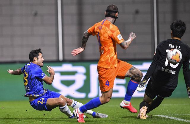 强强对决：北京首钢对战山东鲁能