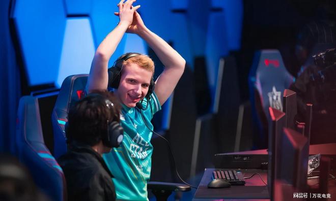 RNG翻盘MAD，Jankos开启传奇时刻顶尖较量四强赛，让粉丝疯狂欢呼的简单介绍