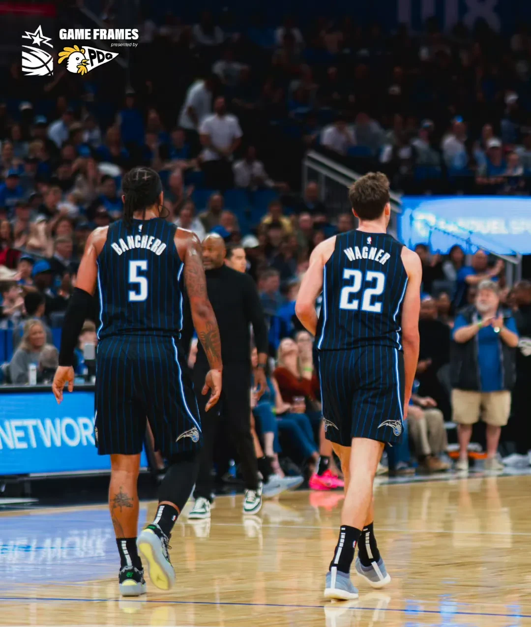 快船大胜魔术，东部卫冕冠