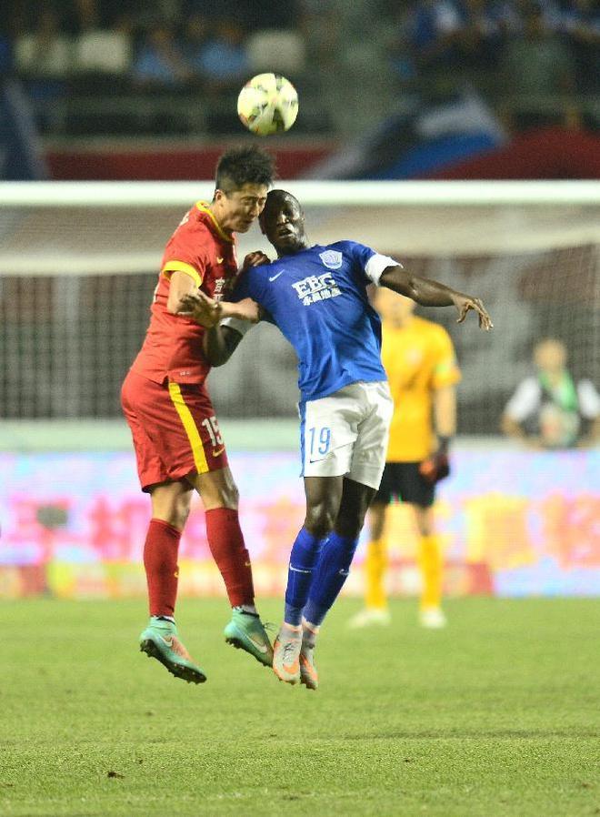 永昌队在亚冠联赛中表现抢眼，平稳晋级