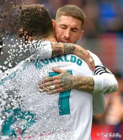 阿贾克斯逆风翻盘，夺得关键胜利的简单介绍