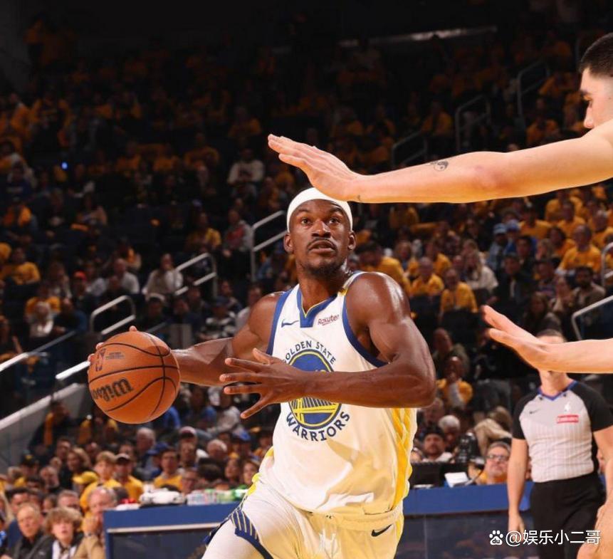 灰熊客场喜获胜利,新秀表现抢眼成为支柱 灰熊客场喜获胜利,新秀表现抢眼成为支柱