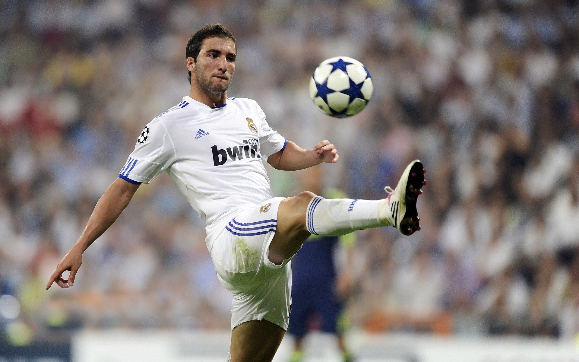 巴萨澳洲炼金术，若日尼奥的节拍器如何主导关键突围战